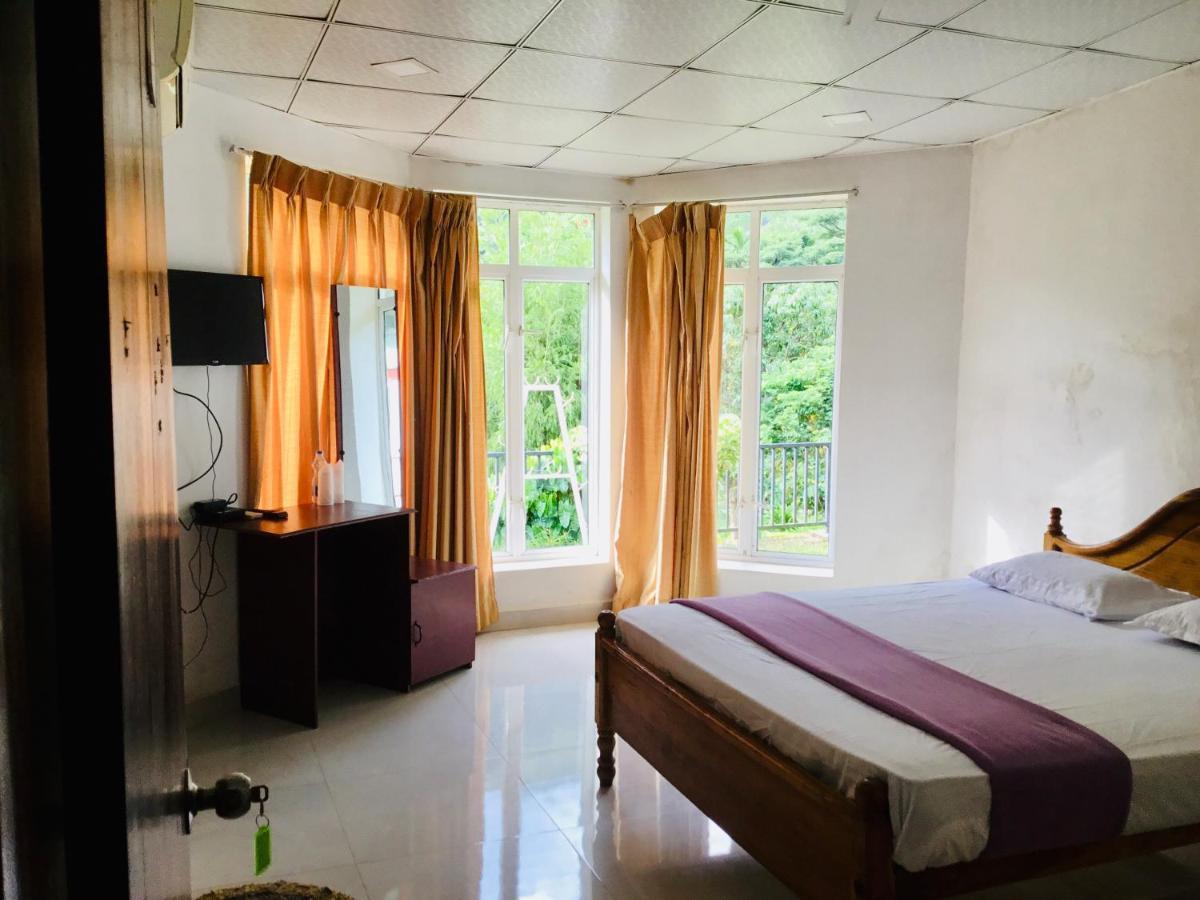 Diyaluma Falls Inn Koslanda ภายนอก รูปภาพ